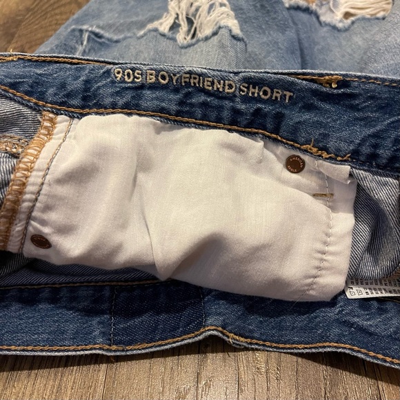 EUC American Eagle 90s Boyfriend Short Distressed Jean Shorts - Size 10 - Picture 3 of 3